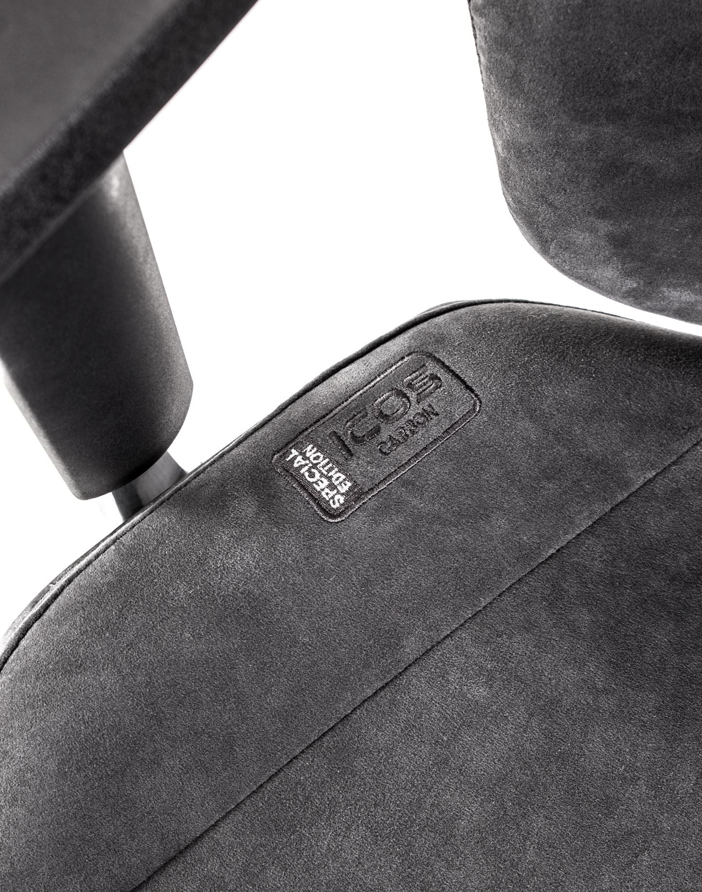 QUERSUS chair ICOS Carbon Fiber - Office Living Store