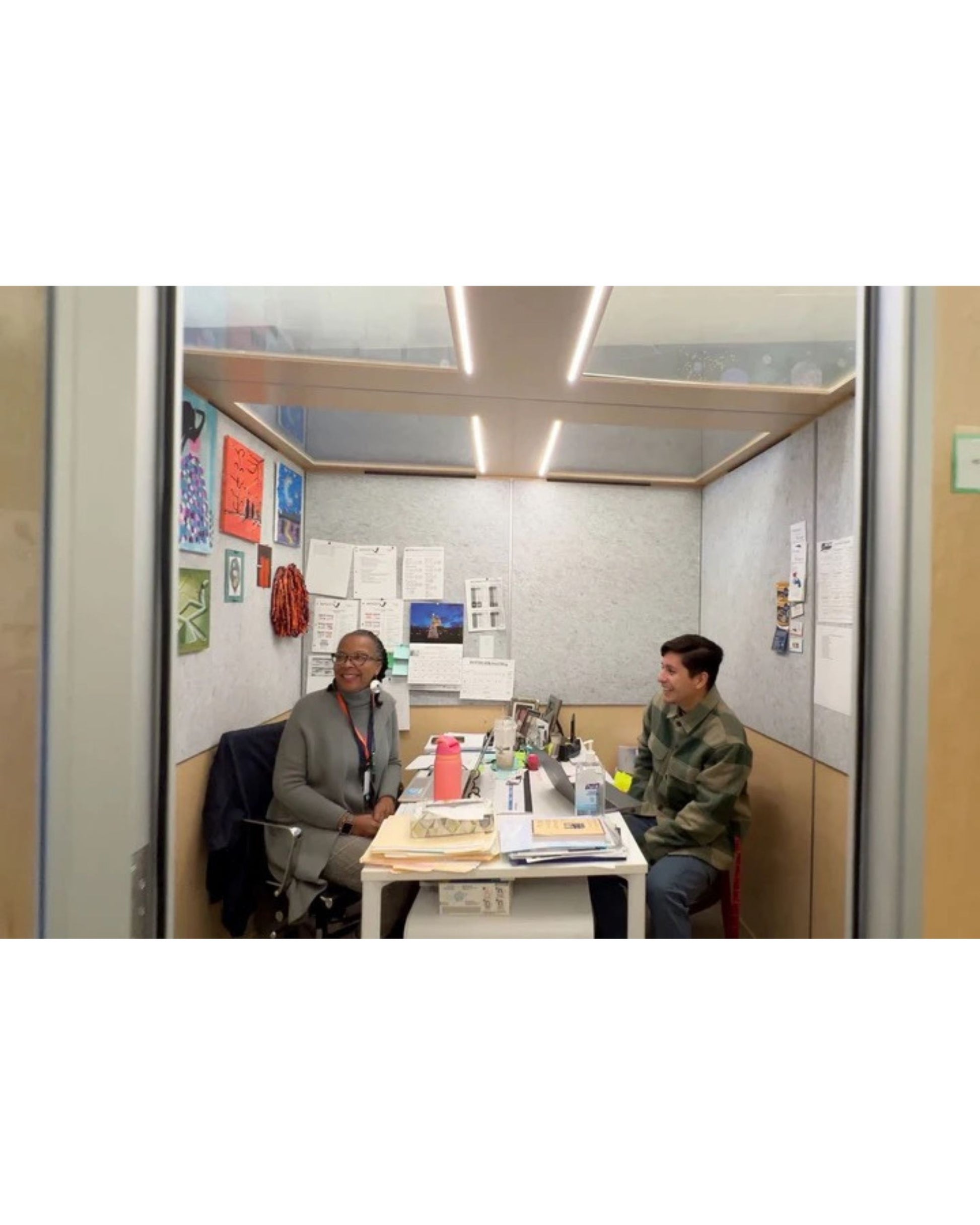 Zenbooth Quad Soundproof 4-Person Office Meeting Room Pod - Large Team Collaboration & Conference Booth - Office Living Store